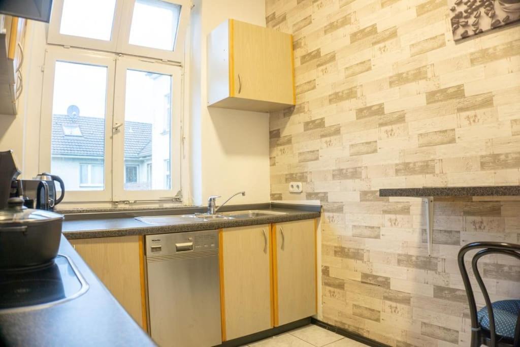 Apartment In Wuppertal - Charmante 3-Zimmer-Oase Mit Kamin Und Badewanne Ngoại thất bức ảnh