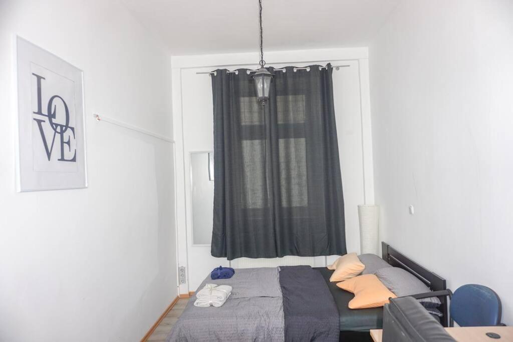 Apartment In Wuppertal - Charmante 3-Zimmer-Oase Mit Kamin Und Badewanne Ngoại thất bức ảnh